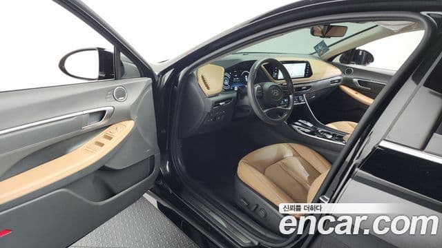 Hyundai Sonata 2020 — Фото 10/20
