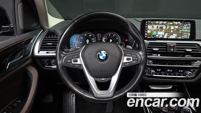 BMW X3 2018 — Şəkil 13/20