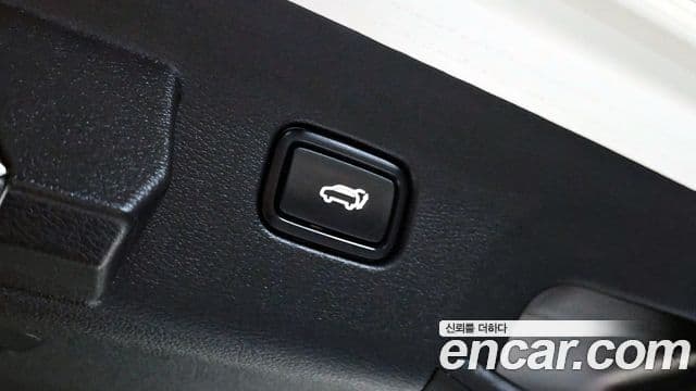 Kia Sportage 2024 — ფოტო 17/20