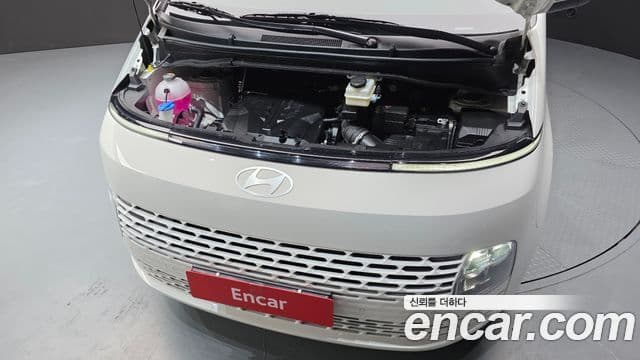 Hyundai Staria 2024 — фото 6 из 20