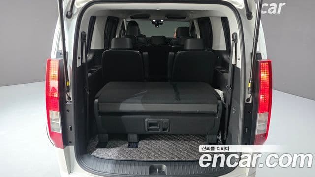 Hyundai Staria 2024 — фото 20 из 20