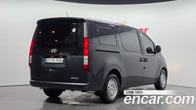 Hyundai Staria 2024 — Şəkil 2/20