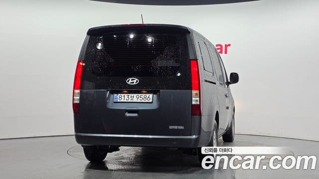 Hyundai Staria 2024 — Şəkil 4/20