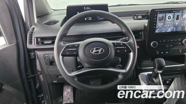 Hyundai Staria 2024 — Şəkil 13/20