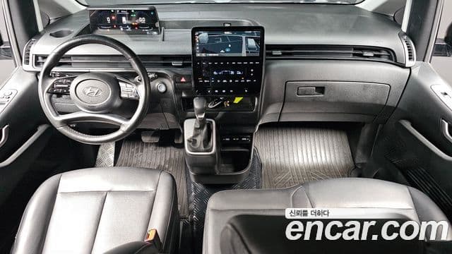Hyundai Staria 2023 — фото 7 из 20