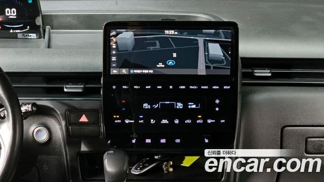 Hyundai Staria 2023 — фото 14 из 20