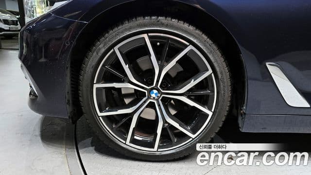 BMW 5 Series 2020 — фото 5 из 20