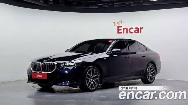 BMW 5 Series, 2025