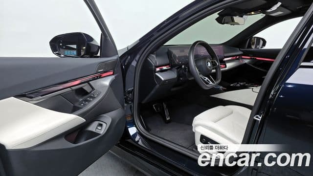 BMW 5 Series 2025 — Şəkil 10/20