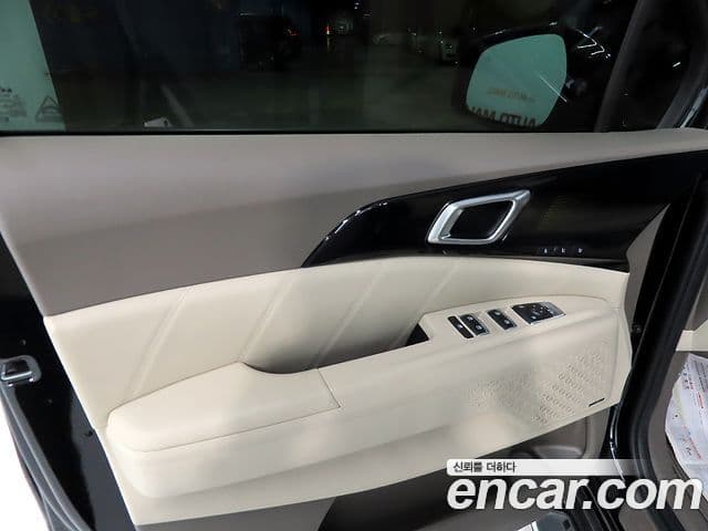 Kia Carnival 2024 — ფოტო 12/20