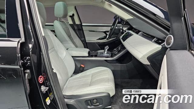 Land Rover Range Rover Evoque 2020 — ფოტო 12/20