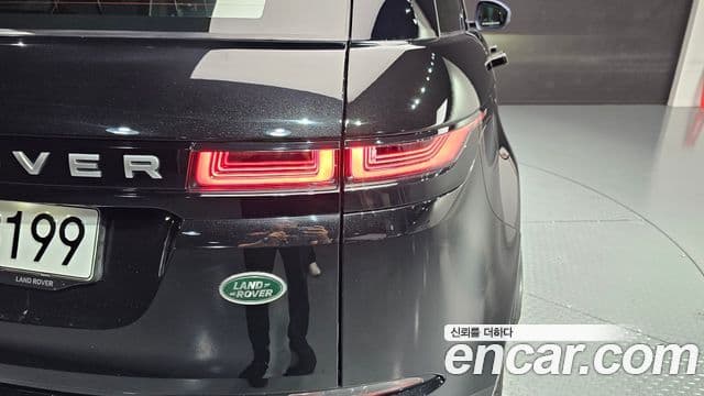 Land Rover Range Rover Evoque 2020 — Photo 9/32