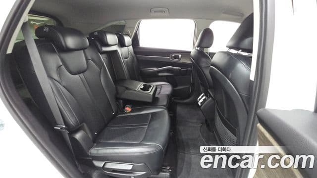 Kia Sorento 2021 — Фото 12/20