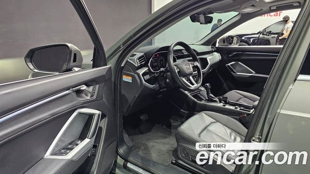 Audi Q3 2023 — Şəkil 10/20