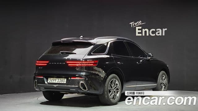 Genesis GV70 2022 — Şəkil 2/20