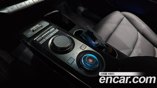 Genesis GV70 2022 — Şəkil 9/20