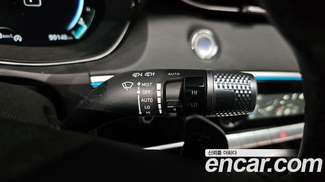 Genesis GV70 2022 — Şəkil 18/20