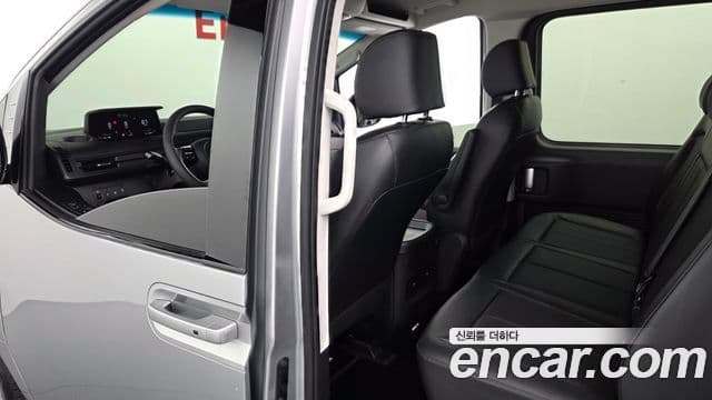Hyundai Staria 2021 — Фото 11/20