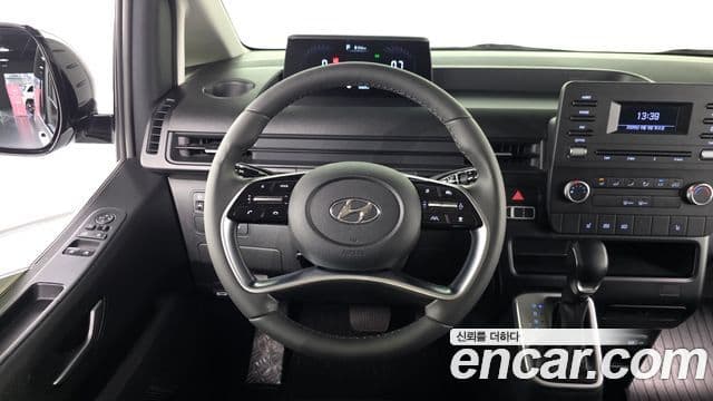 Hyundai Staria 2021 — Фото 14/20