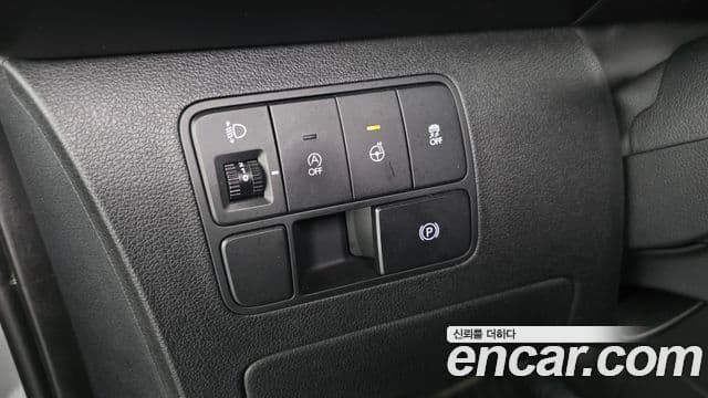 Hyundai Staria 2021 — Фото 19/20