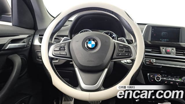 BMW X1 2019 — ფოტო 13/20