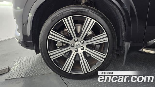 Volvo XC90 2022 — фото 5 из 20