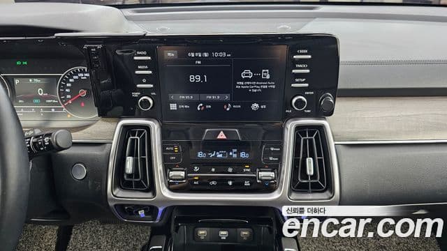 Kia Sorento 2021 — фото 14 из 20