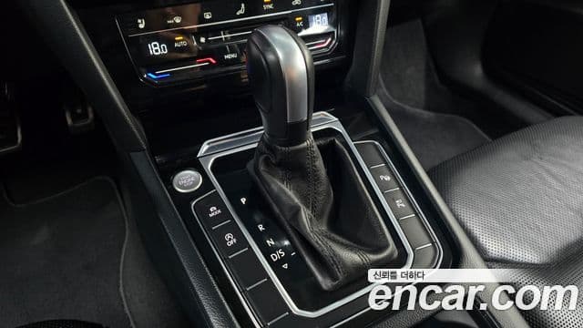 Volkswagen Arteon 2023 — фото 9 из 20