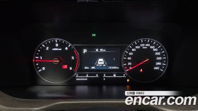 Kia Sorento 2021 — Фото 8/20