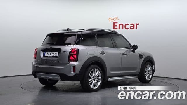 Mini Cooper Countryman 2023 — ფოტო 2/20