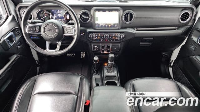 Jeep Wrangler 2021 — Şəkil 7/20