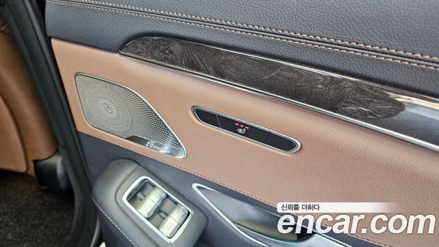 Mercedes-Benz S-Class 2018 — Şəkil 19/20