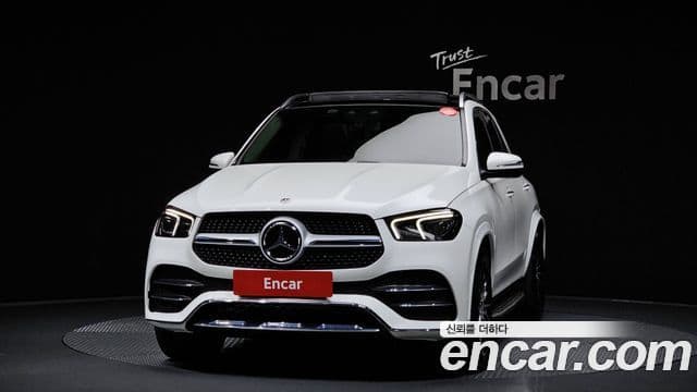 Mercedes-Benz GLE-Class 2020 — ფოტო 3/20