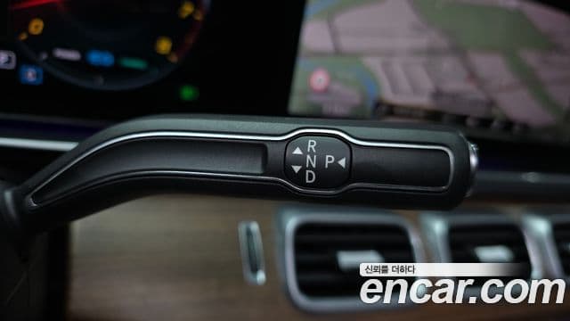 Mercedes-Benz GLE-Class 2020 — ფოტო 9/20