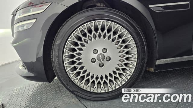 Genesis Electrified G80 2020 — ფოტო 5/20