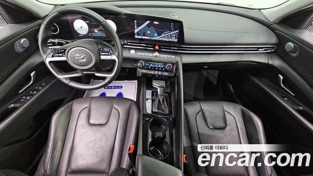 Hyundai The New Avante Hybrid 2020 — Photo 5/20