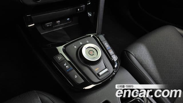 Kia Seltos 2024 — ფოტო 9/20