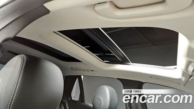 Mercedes-Benz GLC-Class 2018 — ფოტო 17/20