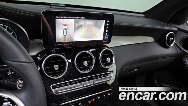 Mercedes-Benz GLC-Class 2022 — ფოტო 18/20