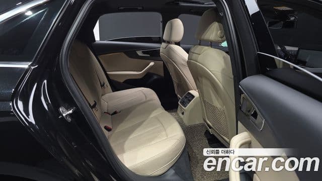 Audi A4 2023 — ფოტო 12/20