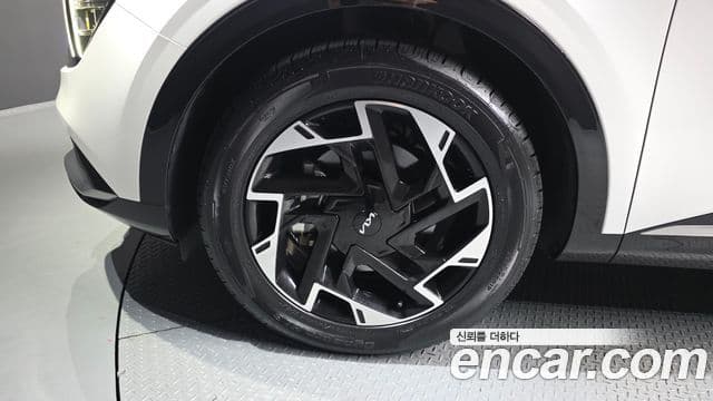 Kia Sportage 2023 — Şəkil 5/20