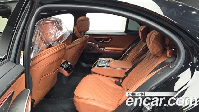 Mercedes-Benz S-Class 2025 — Фото 11/20