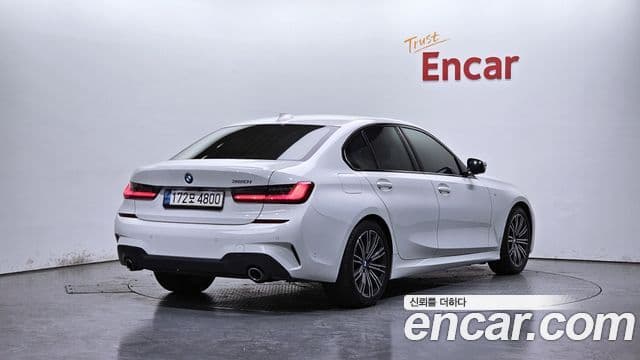 BMW 3 Series 2021 — ფოტო 2/20