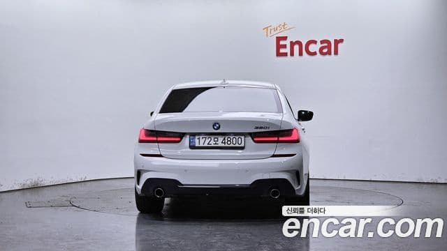 BMW 3 Series 2021 — ფოტო 4/20