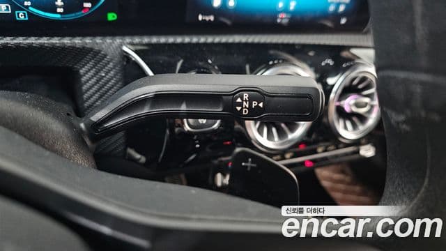 Mercedes-Benz A-Class 2020 — ფოტო 9/20