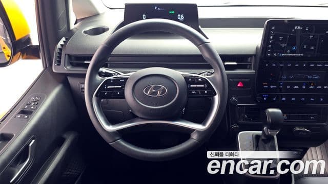 Hyundai Staria 2023 — Şəkil 14/20