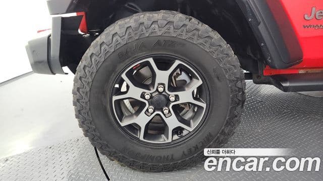 Jeep Wrangler 2019 — Фото 20/20