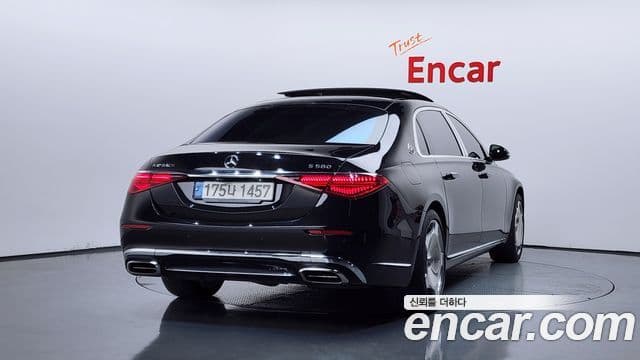 Mercedes-Benz S-Class 2021 — ფოტო 1/20