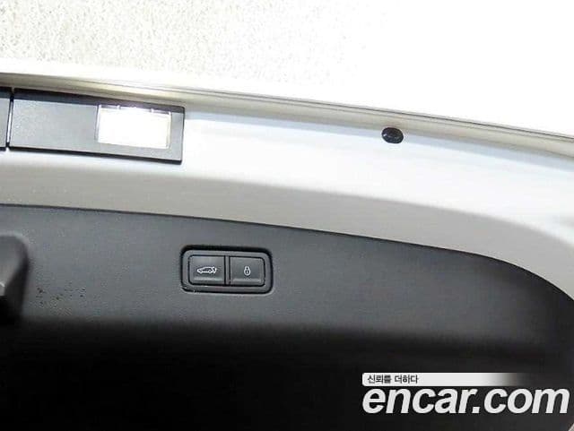 Genesis GV70 2024 — Şəkil 17/20
