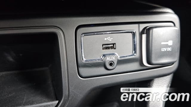 Jeep Renegade 2022 — Şəkil 12/20
